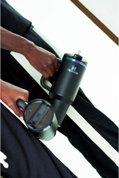 Stanley Quencher H2.0 FlowState Tumbler – 40 oz | Black Chroma
